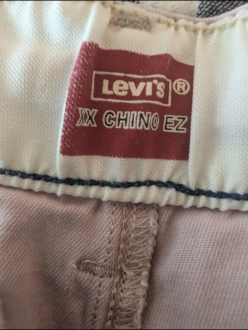 Levi's Men's XX Chino EZ Lavender  Flat-Front Shorts With Internal Drawstring.